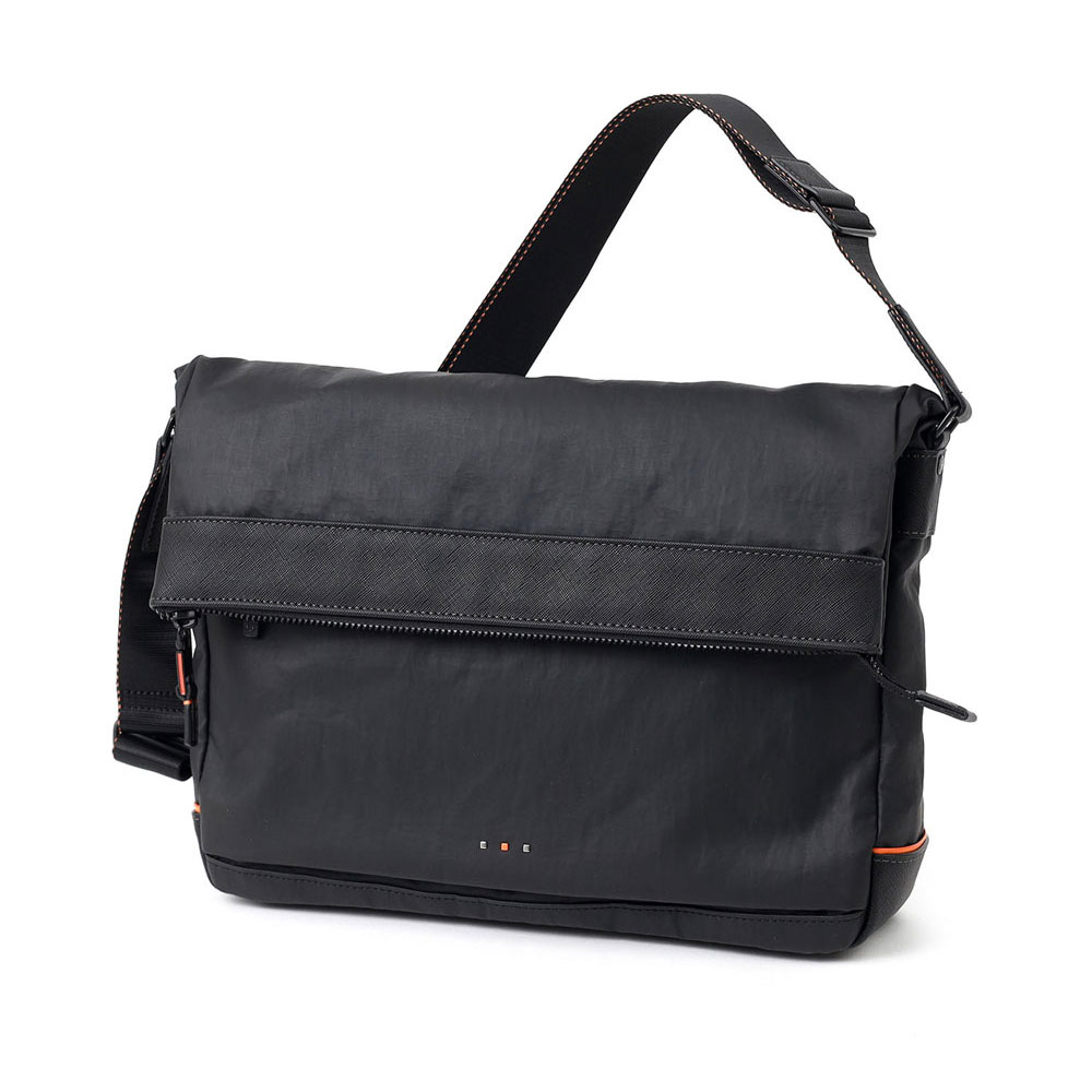 イズイット グリンザ ショルダーバッグ A4