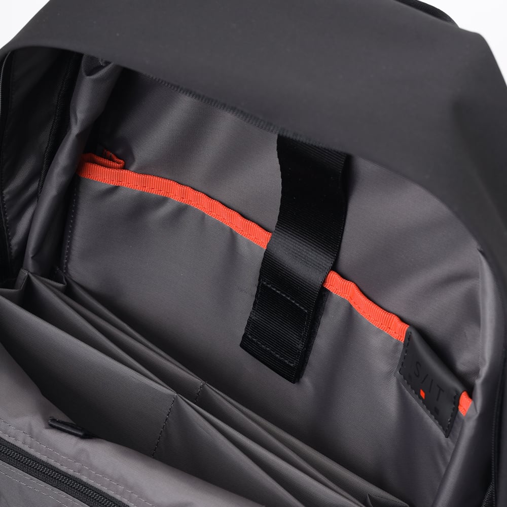 ループ リュック A4 セットアップ対応 スマホポーチ付属