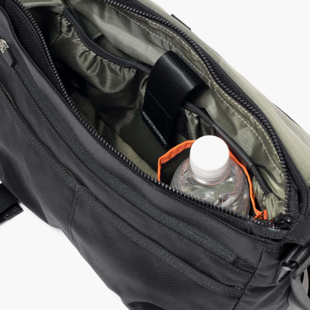 IS/IT ミリスト メッセンジャーバッグ