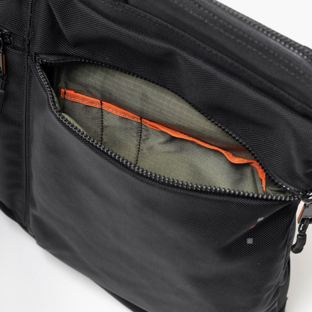 IS/IT ミリスト ヘルメットバッグ