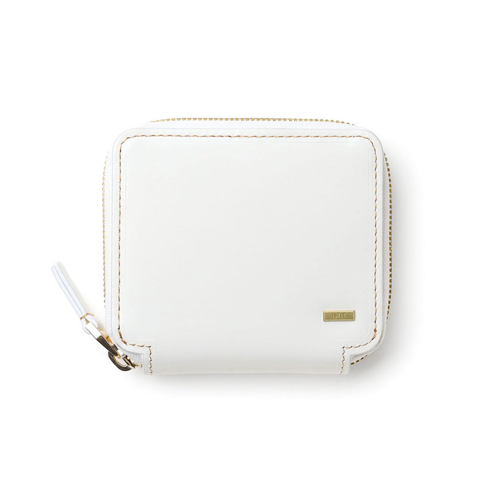 イズイット モノクロ 二つ折り財布 カード段5