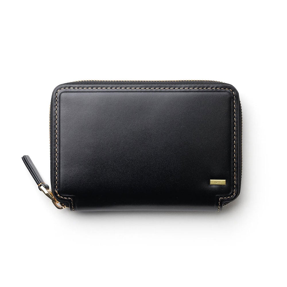 イズイット モノクロ セミ長財布 カード段9