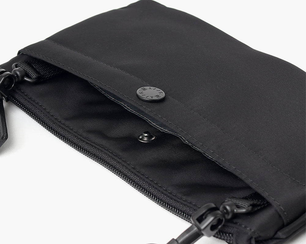 イズイット マイナビソリッド ビジネスリュック A4 セットアップ対応 サコッシュ付属