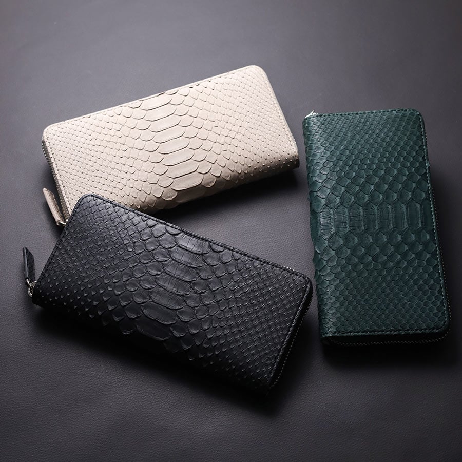 イズイット パイソン ラウンドファスナー長財布