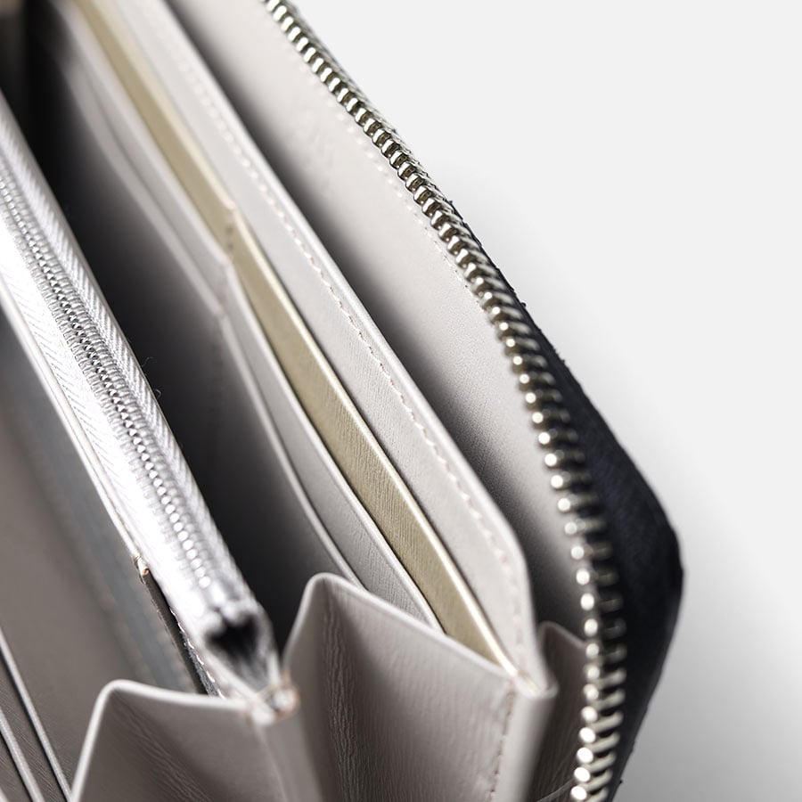 イズイット パイソン ラウンドファスナー長財布