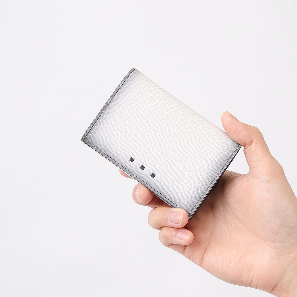 イズイット シャドー 名刺入れ