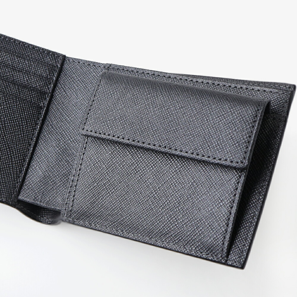 イズイット シャドー 二つ折り財布