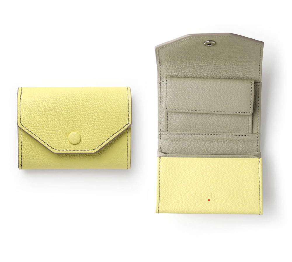 イズイット シュリー 三つ折り財布 カード段4