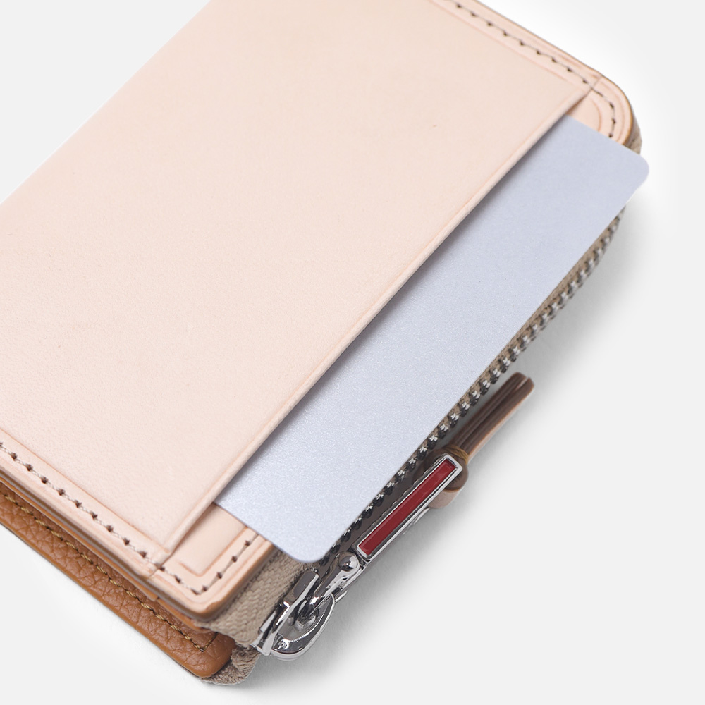 イズイット タンド キーケース カード段3