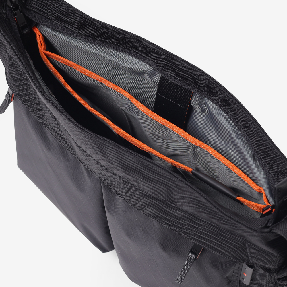 イズイット ショルダーバッグ A4