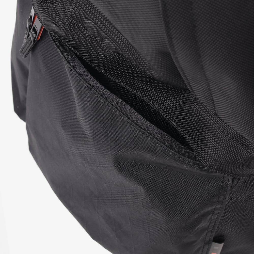 イズイット リュック B4