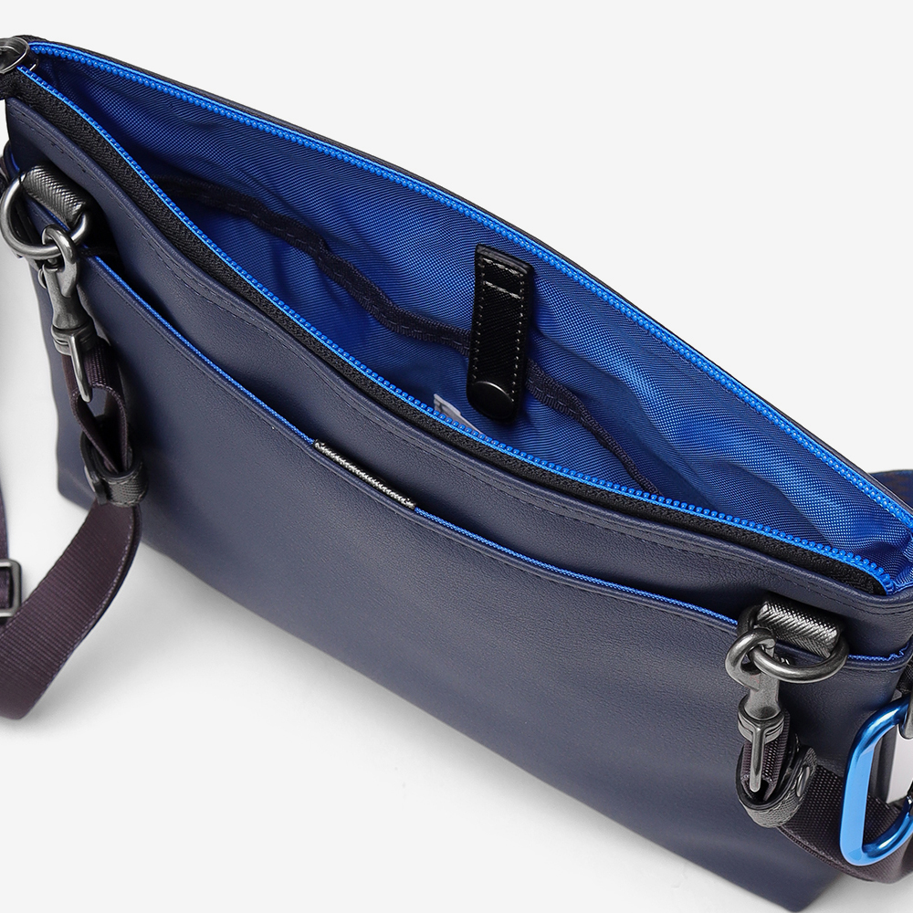 ランバンオンブルー クレンズ ショルダーバッグ