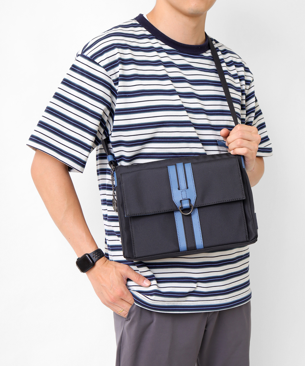 ランバンオンブルー B5 ショルダーバッグ