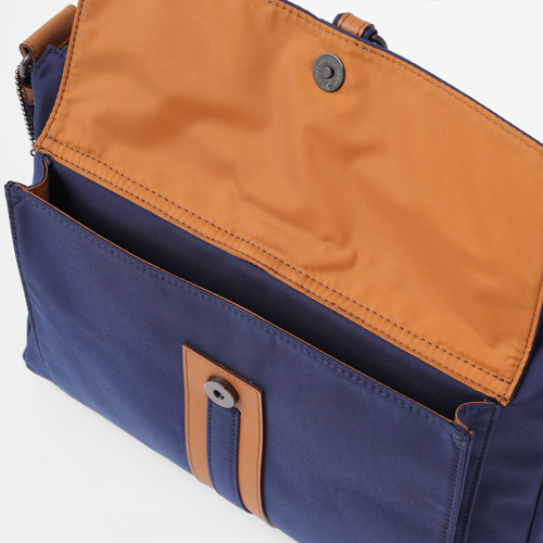 ランバンオンブルー A4 ショルダーバッグ