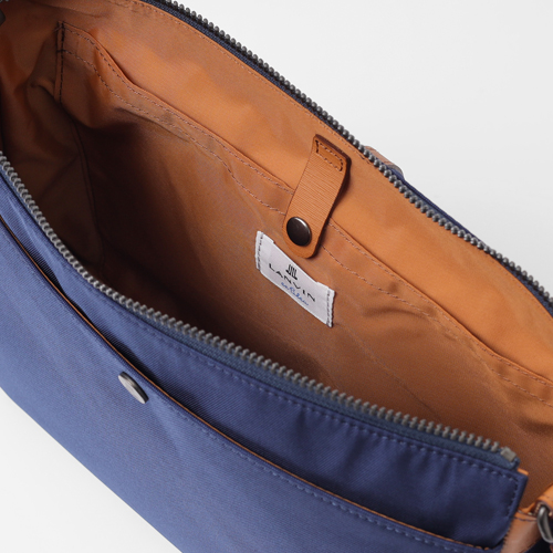 ランバンオンブルー A4 ショルダーバッグ