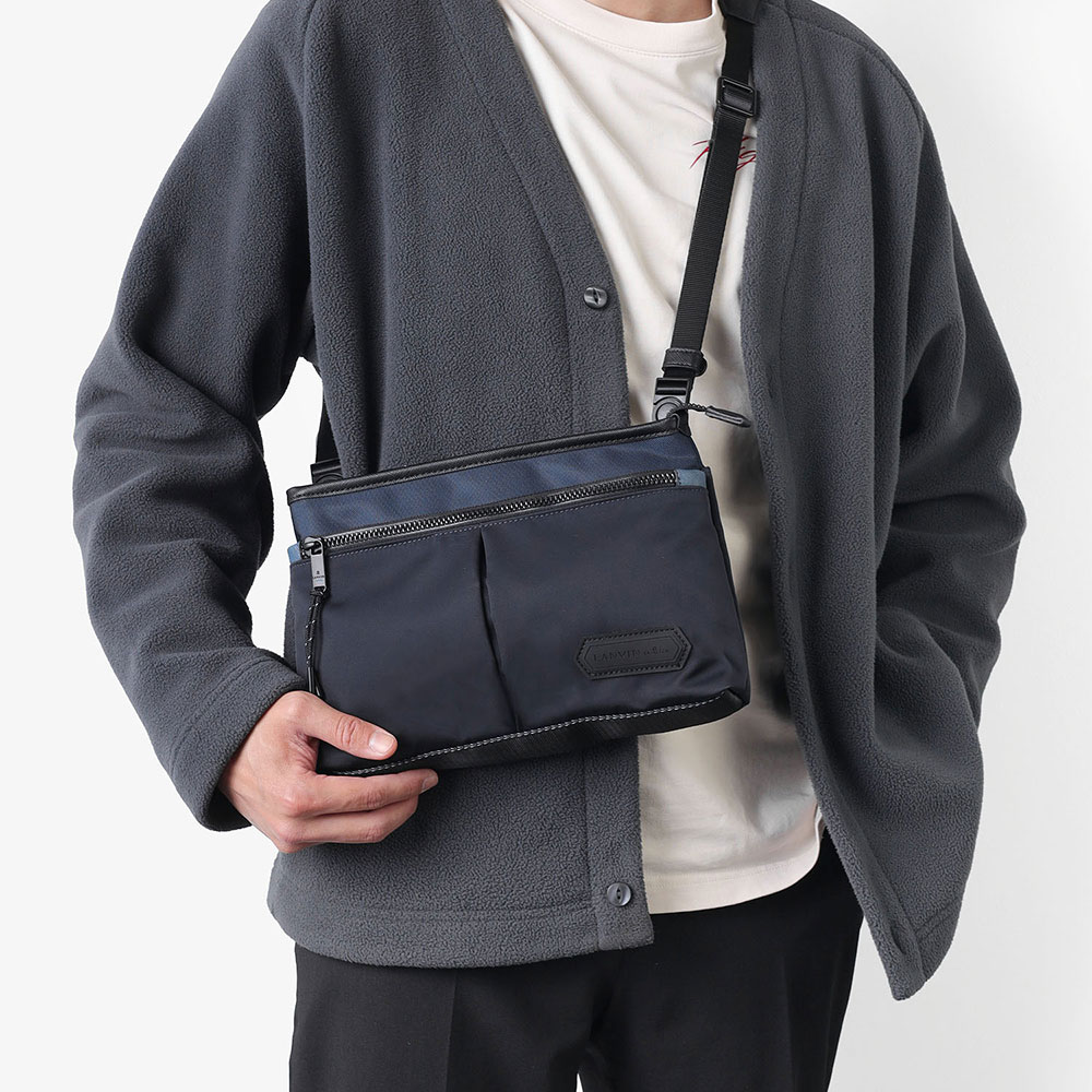 ランバン オン ブルー フレーズ サコッシュ型 ショルダーバッグ