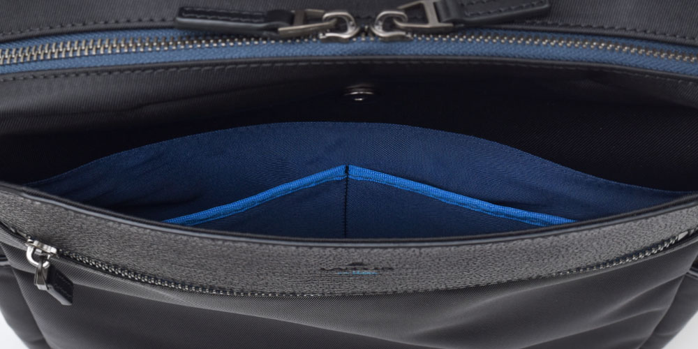 ランバンオンブルー リッパ― ビジネスリュック B4