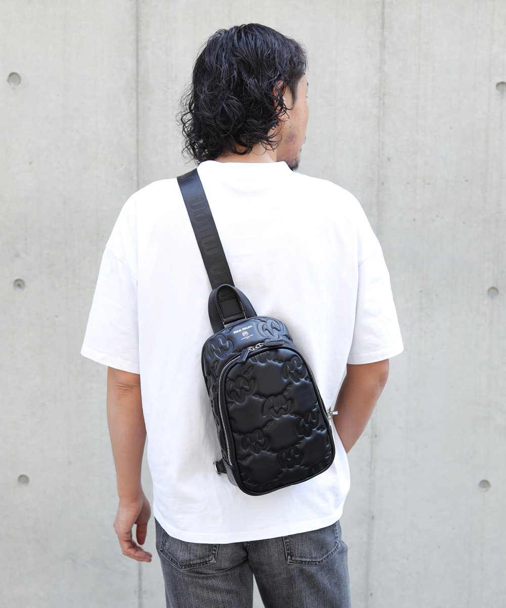 ミラ・ミラン ワンショルダーバッグ