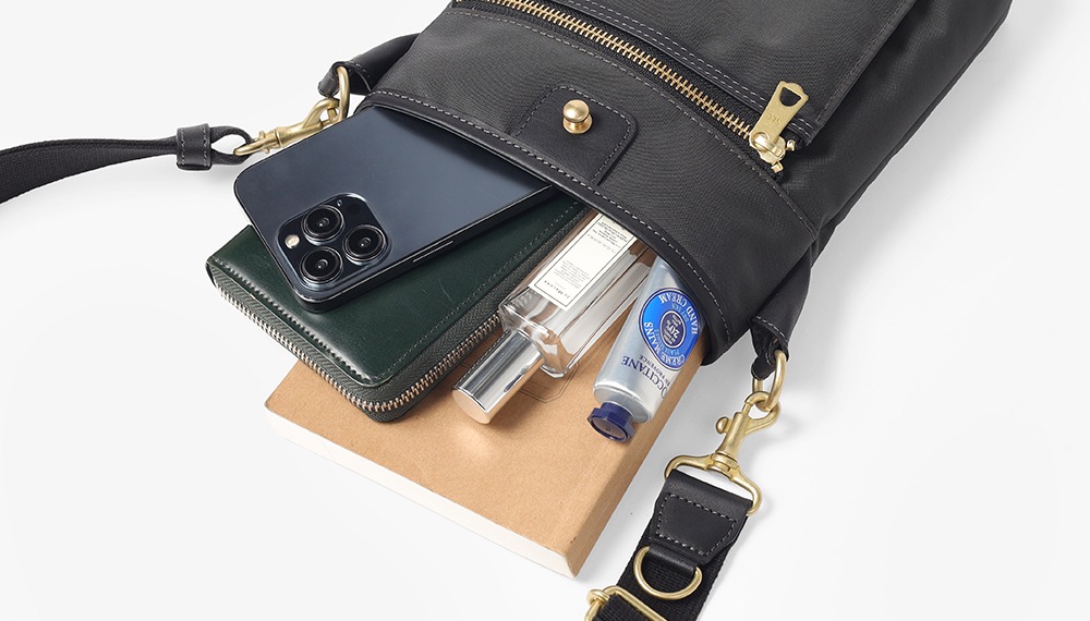 シルバーレイククラブ グレーン ミニショルダーバッグ