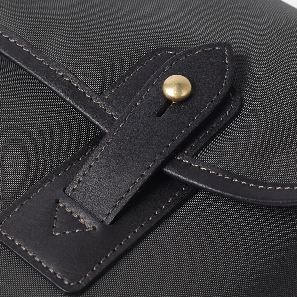 シルバーレイククラブ グレーン ショルダーバッグ B5