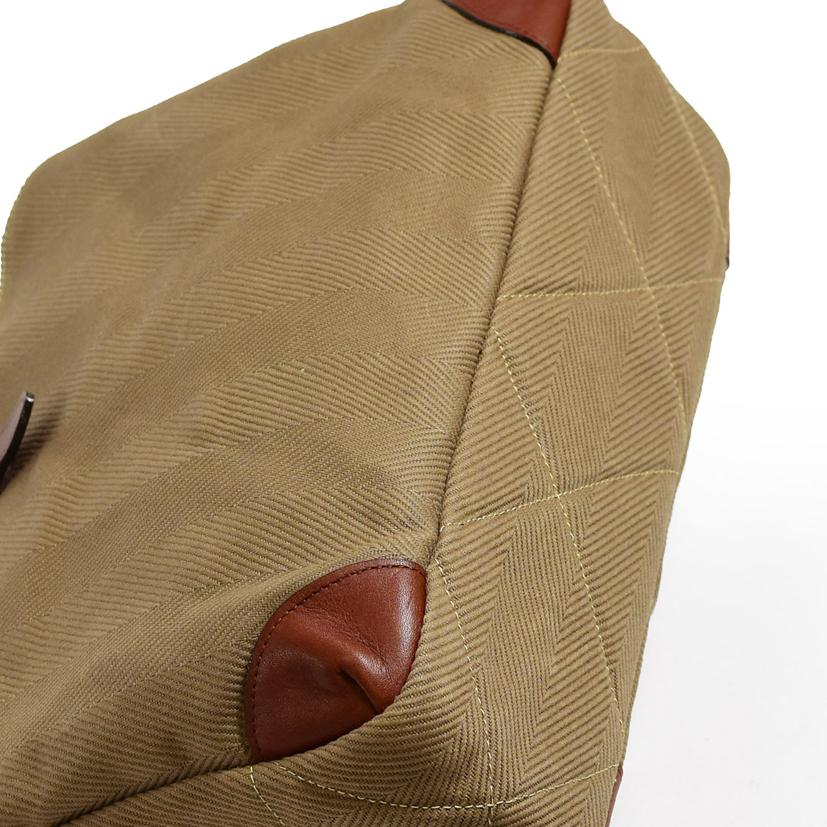 底面のクロスステッチ