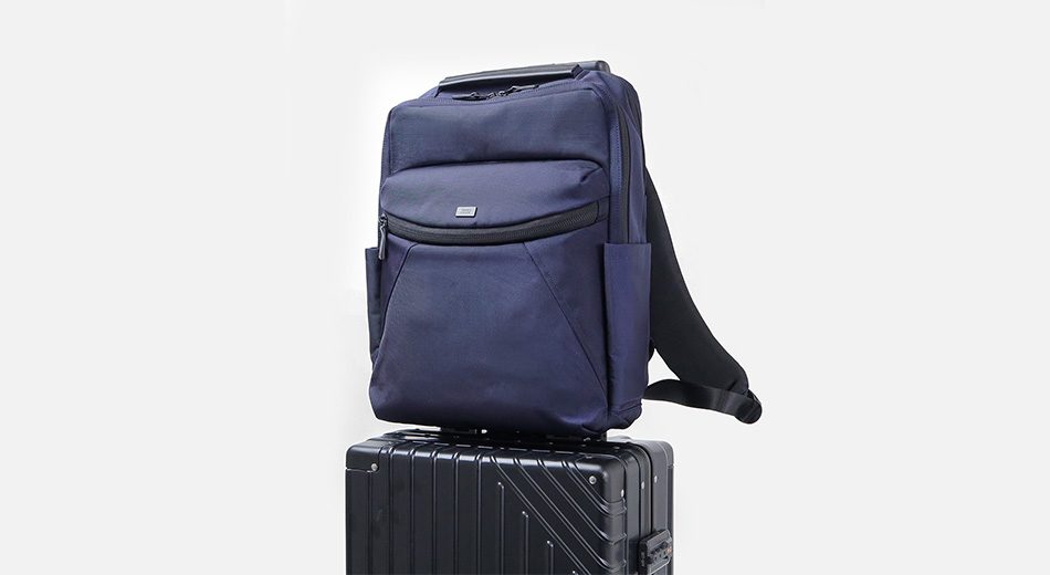 タケオキクチ バルジ ビジネスリュック B4 15.6インチ対応 ダブルルーム