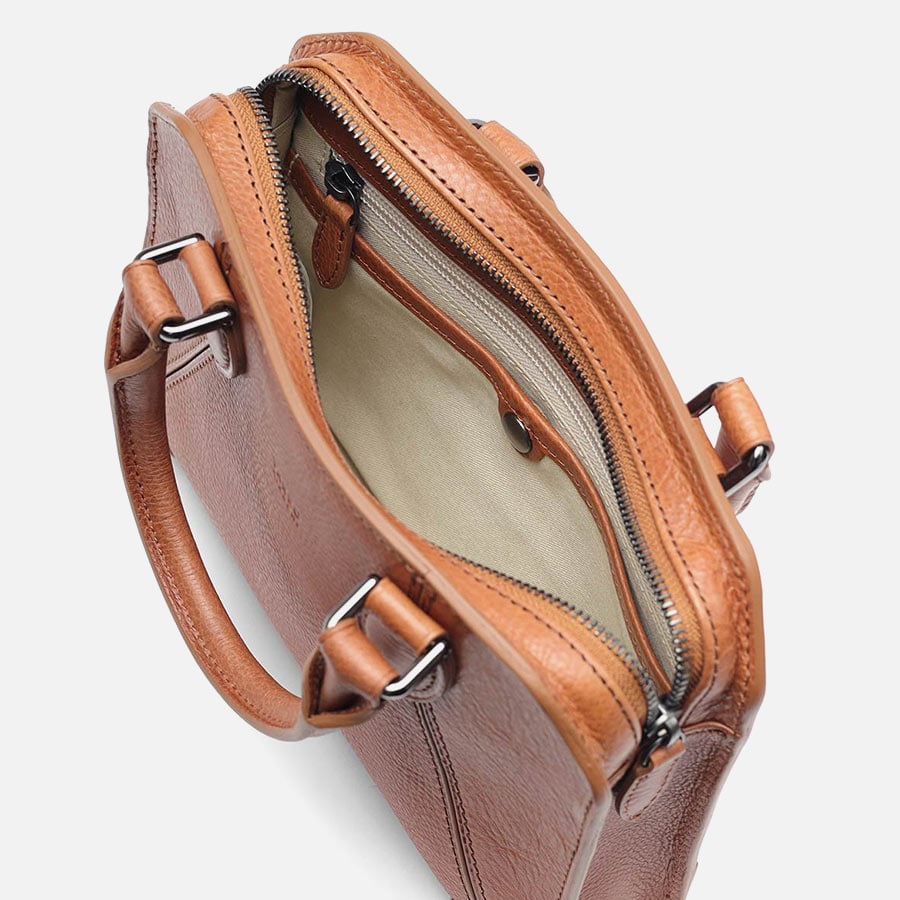 タケオキクチ イーサン レザーブリーフバッグ ミニ