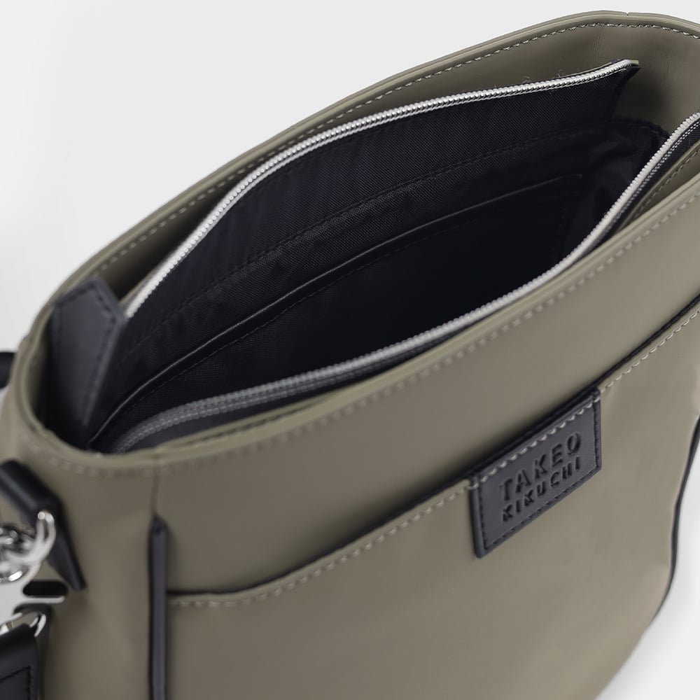 タケオキクチ ベルクロII ショルダーバッグ タテ型