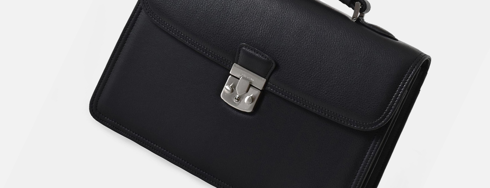 mila schon（ミラ・ショーン）