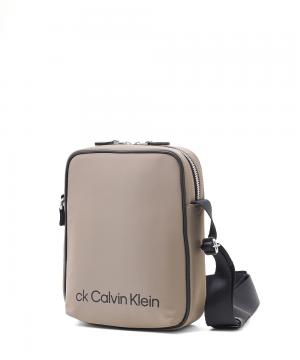  ck Calvin Klein
                        CKカルバン・クライン ステッカー ミニショルダーバッグ
